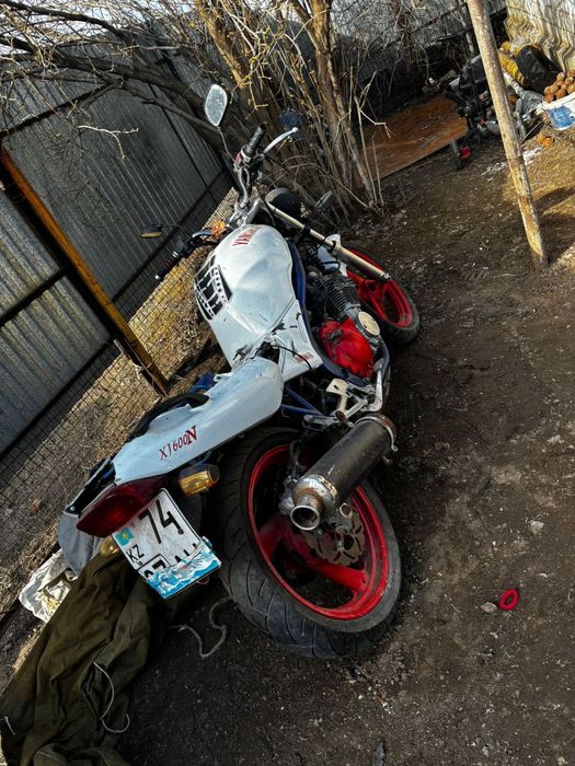 Продам Yamaha 600