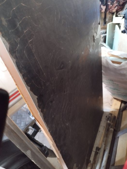 Продам железную дверь