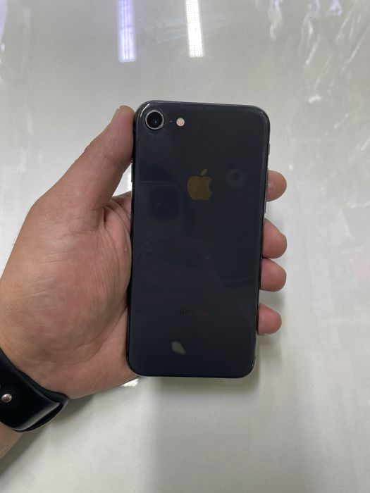 Iphone 8 (64GB) в идеальном состояний