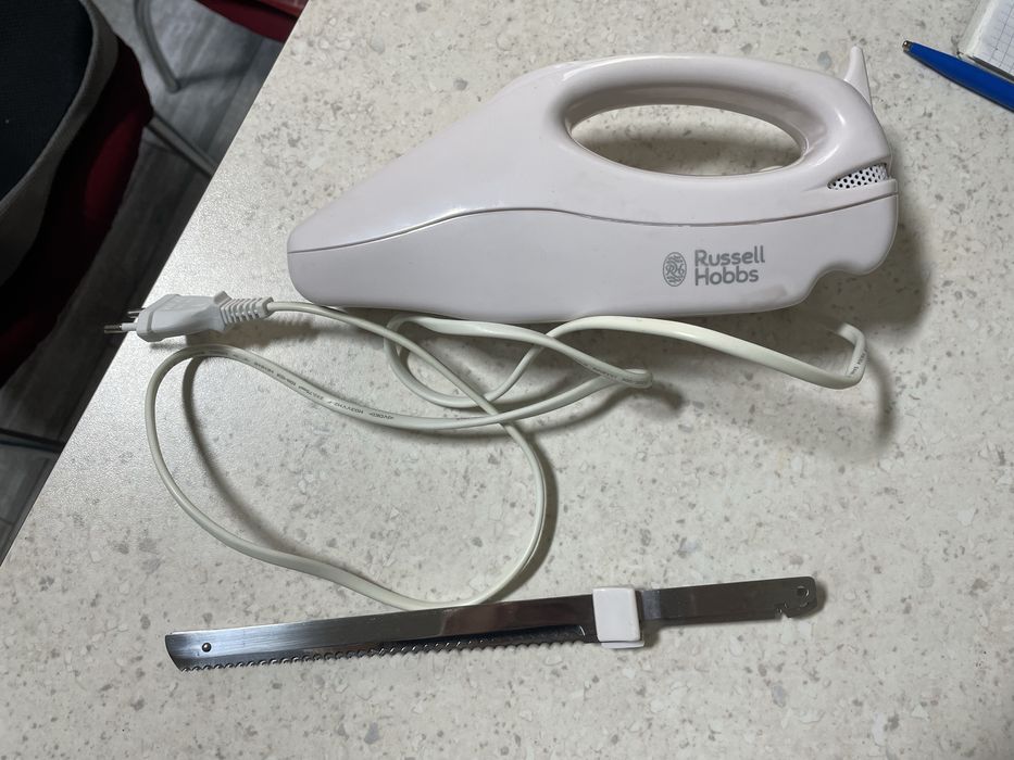 Cutit electric Russell Hobbs