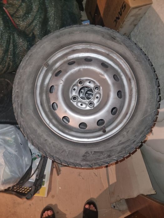 Продам балоны зимние.