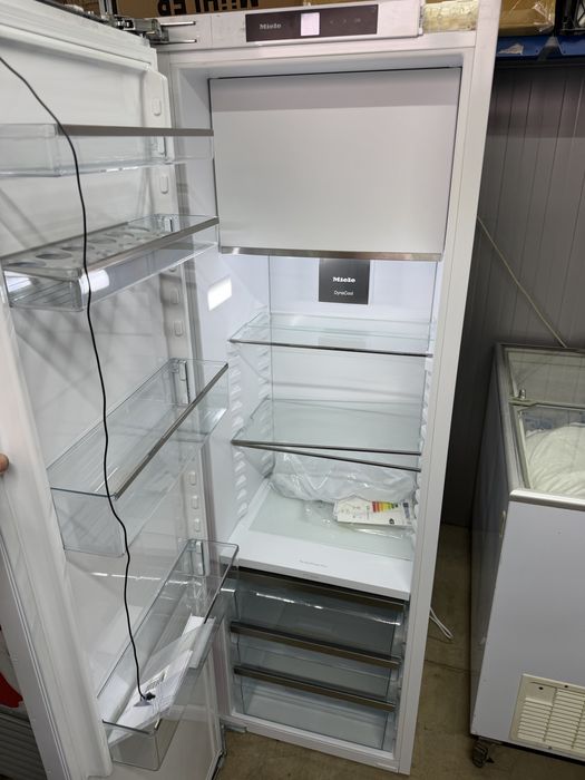 Miele хладилник с вътр.камера мостра А++ No frost Germany Гаранция
