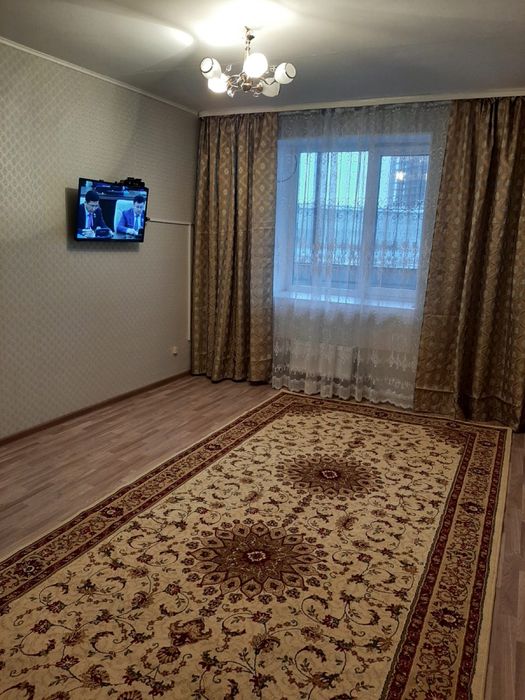 1 бөлмелі пәтер жалға беріледі