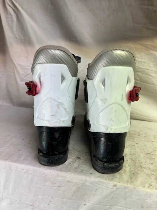 Clapari ski schi copii marime EUR:27-28 mondo:17.5