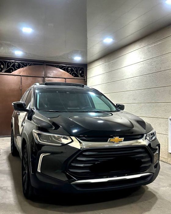 Tracker 2025 premier plus