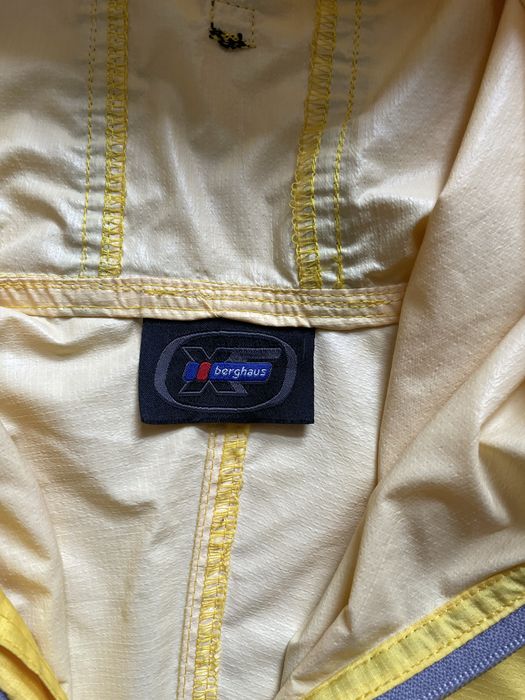Versace Hugo Boss Oakley Berghaus Alpha industries  мъжко яке