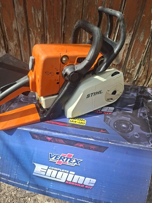 Vand drujba sthil ms 170 sau 180 nu mai stiu exact