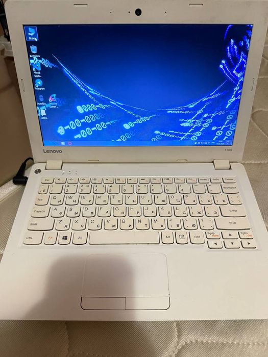 Ноутбук Lenovo Compact