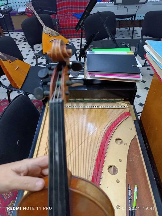 Продается старинная немецкая Скрипка