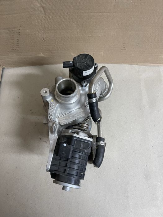 Turbina Peugeot 3008 II 1.2 thp 9836081180 Peugeot 208 / 2008  1.2b 130cp