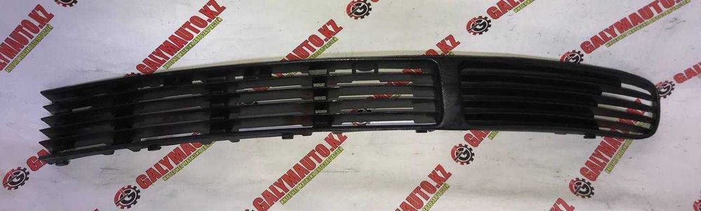 Решетка VW PASSAT 97-