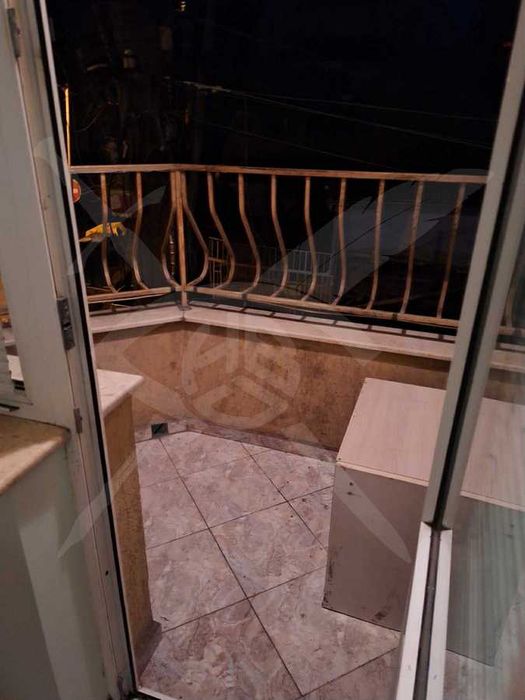 Дава се под наем Двустаен апартамент в Варна, Погреби - 50 кв.м за 328.95 € - Снимка #4