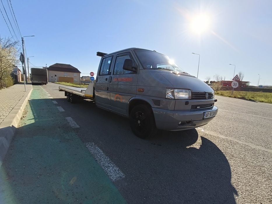 Vând Autoplatforma T4