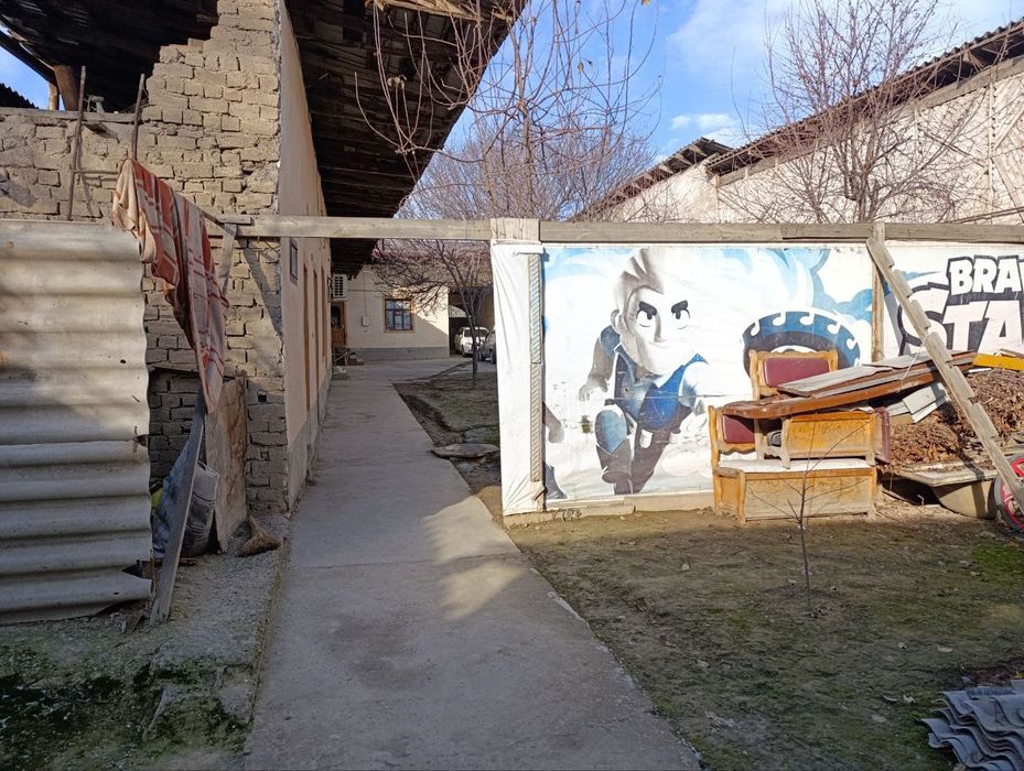 Uy sotiladi yer hisobida 9.6 soʻtu