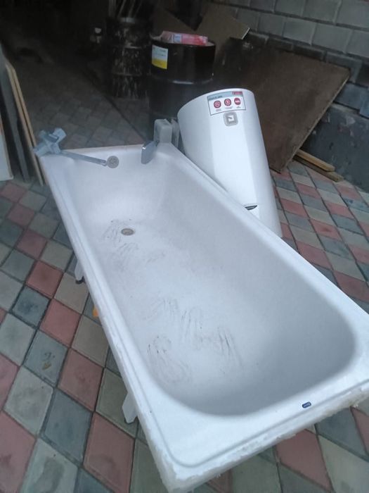 Боллер и ванна продам срочно