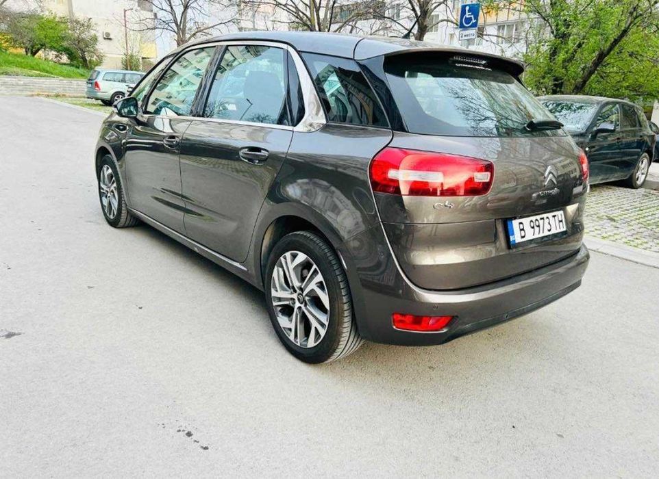 Продавам Ситроен 4 Пикасо