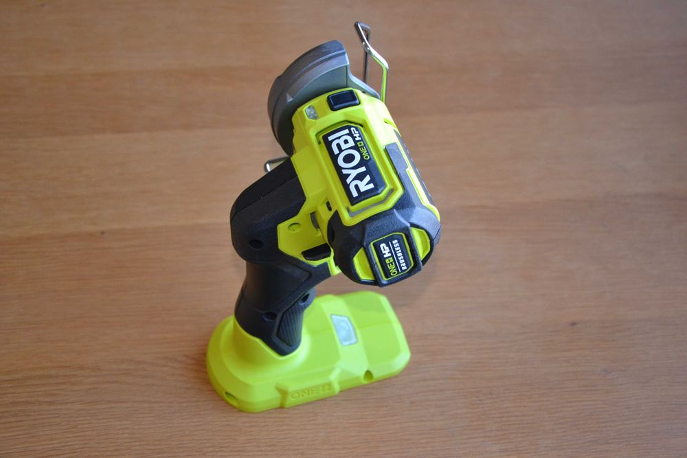 Нов безчетков ъглошлайф Ryobi 18V