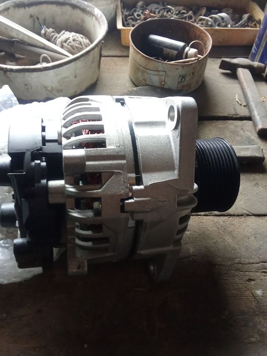 Генератор новый Даф, ремень Даф волво