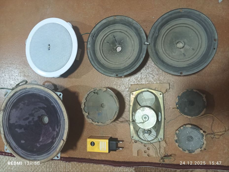 Тиски,Вал,Динамик, Ла сотилади