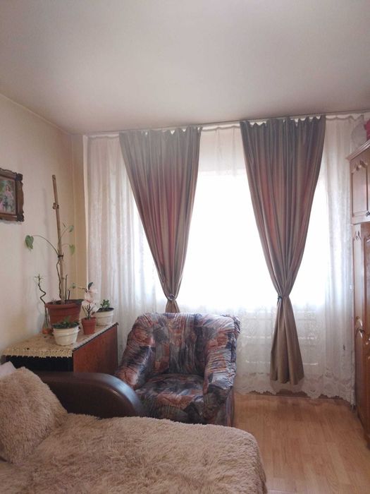 Vând apartament cu 2 camere in Abrud