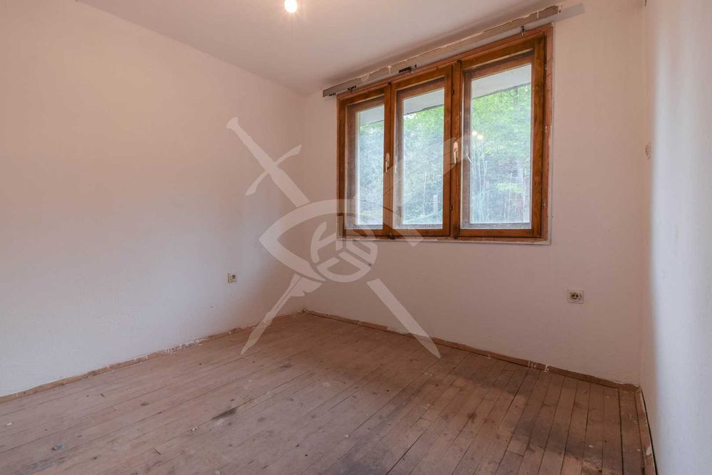 ЕКСКЛУЗИВНО ! Къща в град Годеч № 87012