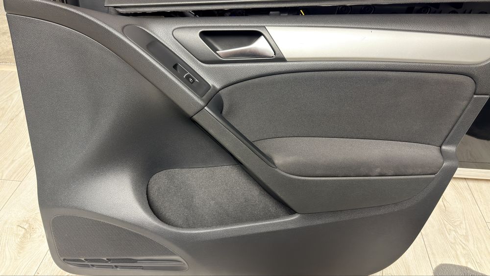 Vând fețe uși golf 6
