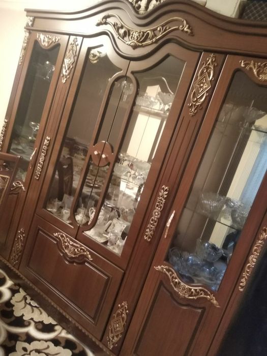 Срочно  продаётся  стенка горка