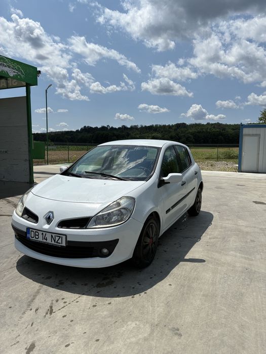 RENAULT Clio 2006 — imagine 2