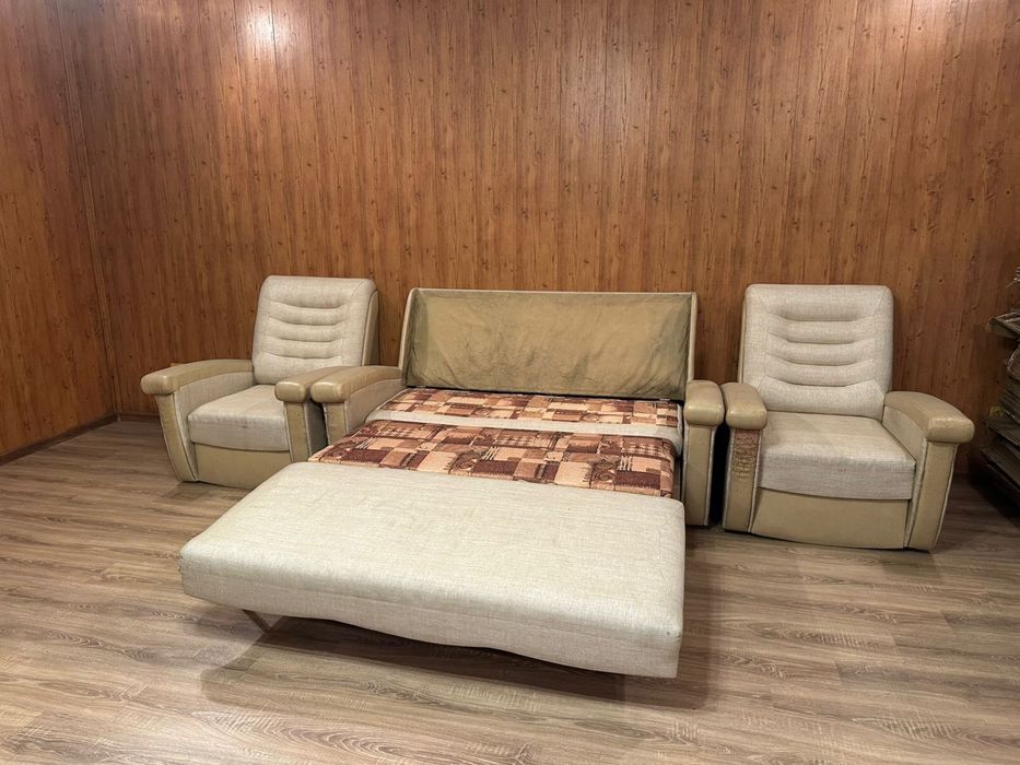 диван-кровать с креслами