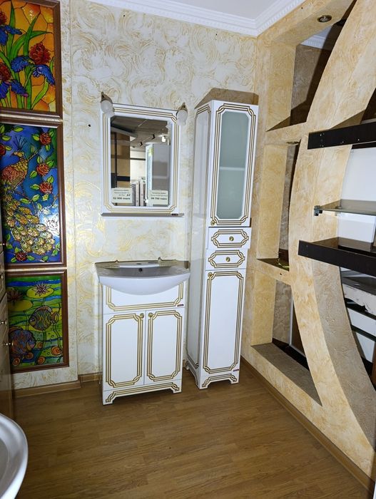Распродаём раритетные гарнитуры для ванных комнат!