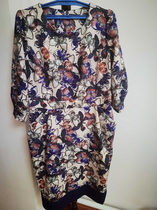 Продам женское платье