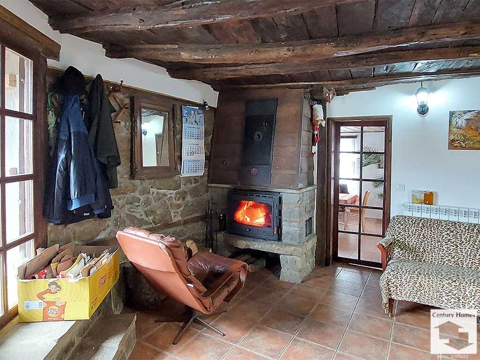 Продава се Къща в с. Миндя, Област Велико Търново - 500 кв.м за 760 €/кв.м - Снимка #13