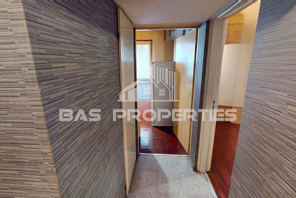 Продава се Четиристаен апартамент в София, Модерно предградие - 135 кв.м за 680 €/кв.м - Снимка #7
