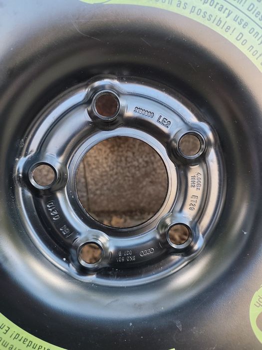 Продавам патерица за ауди 19ка