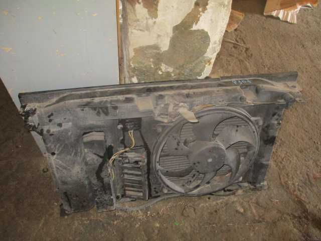 Calandru trager radiatoare ventilator Peugeot 307 motor 1,6 benzina