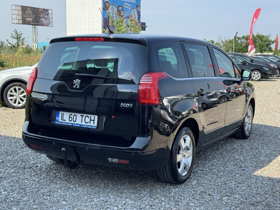 PEUGEOT 5008 2011 — imagine 4
