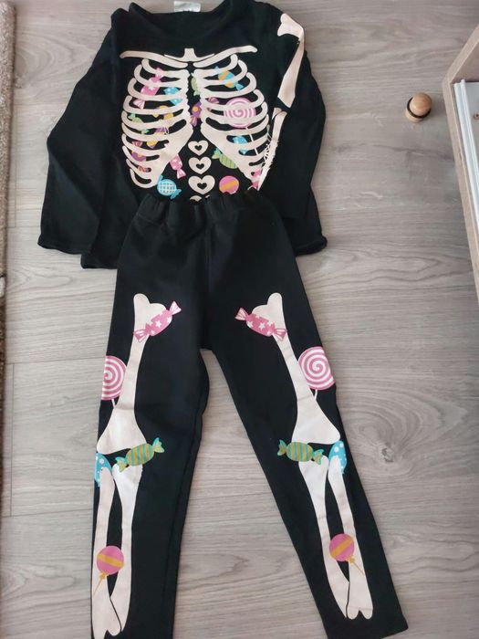 Compleu LC waikiki, mărimea 110 - 116