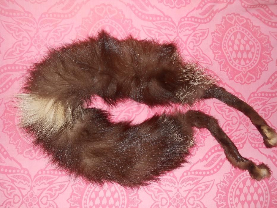 Guler din blana naturala de vulpe polara