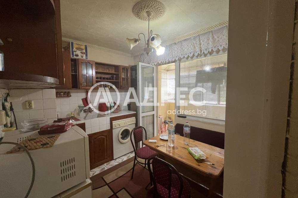 Продава се Двустаен апартамент в Разград, Орел - 60 кв.м за 1003 €/кв.м - Снимка #4