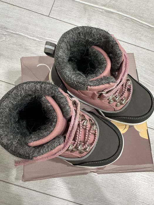 Ботинки для девочки