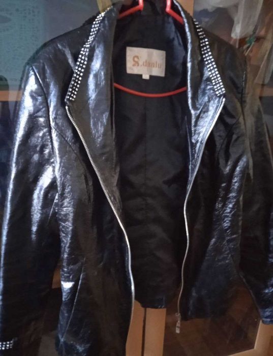 продам вещи женские