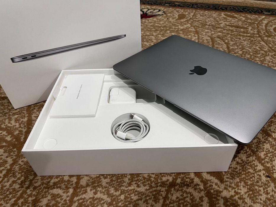 MacBook Air M1 256Gb