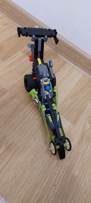 Lego city tehnic 42103