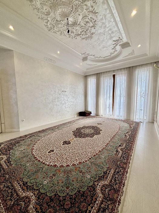 Дурмень,Евро дом,ТТЗ 5 минут,7 комнат 6 соток 430 м2,3 уровня, бассейн