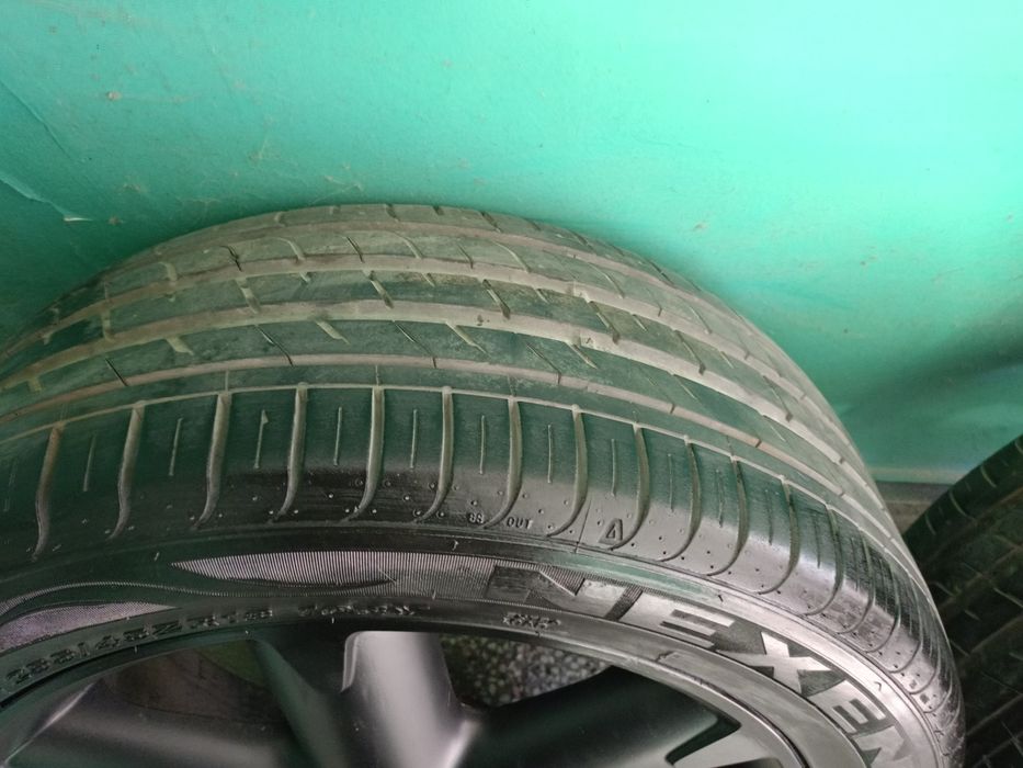 Продавам комплект гуми с джанти Дачия Дъстър/ Dacia Duster 4х4