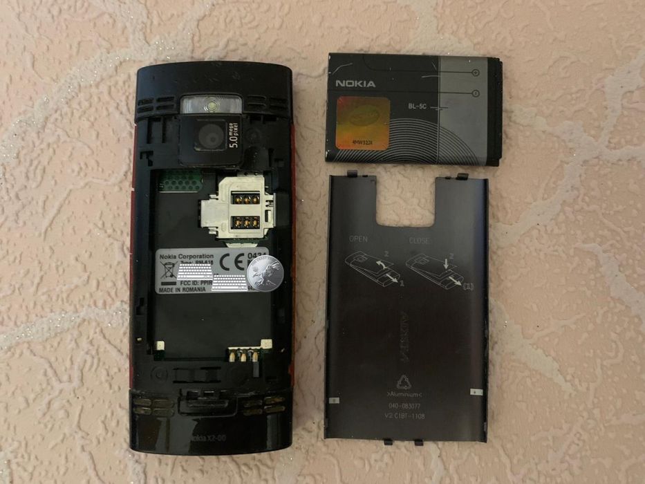 Продам две разные Нокии и Самсунг