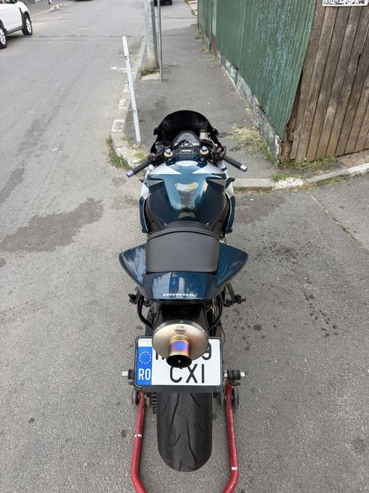 Honda cbr 1000rr