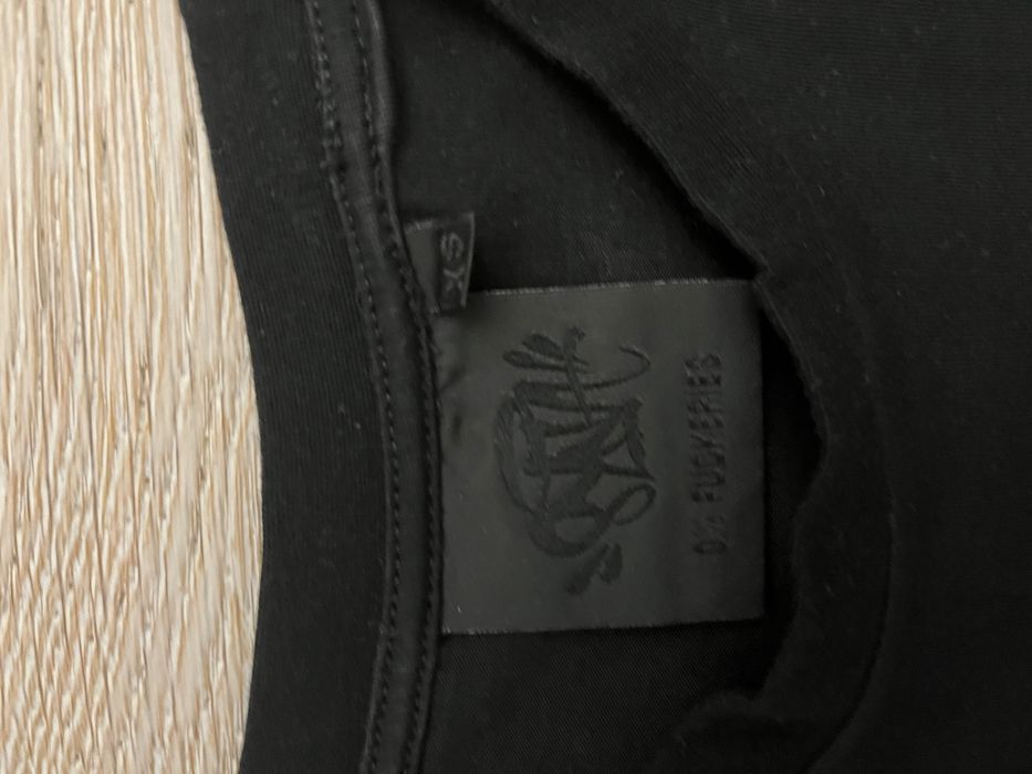 Tricou Syna World