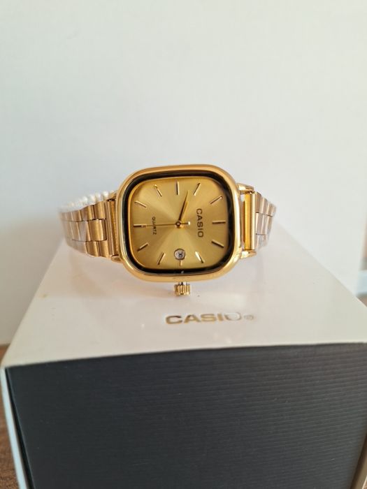 Дамски часовници Casio