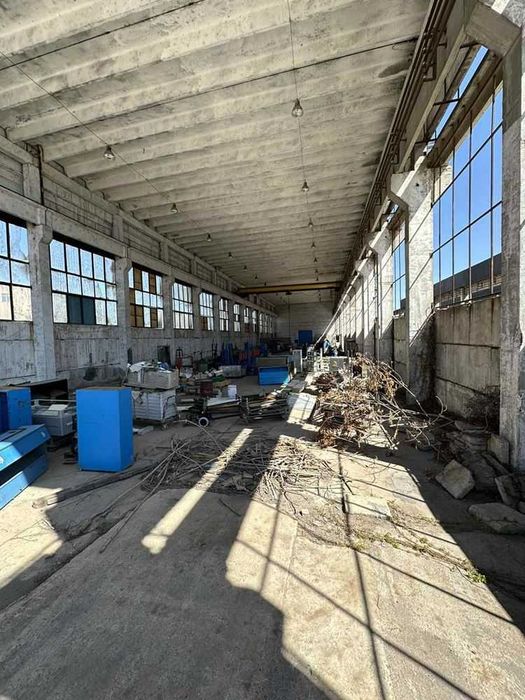 Продава се Склад в Пловдив, Индустриална зона - Изток - 5223 кв.м за 246 €/кв.м - Снимка #1